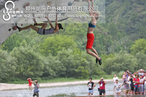 拓展器材，水上攀巖